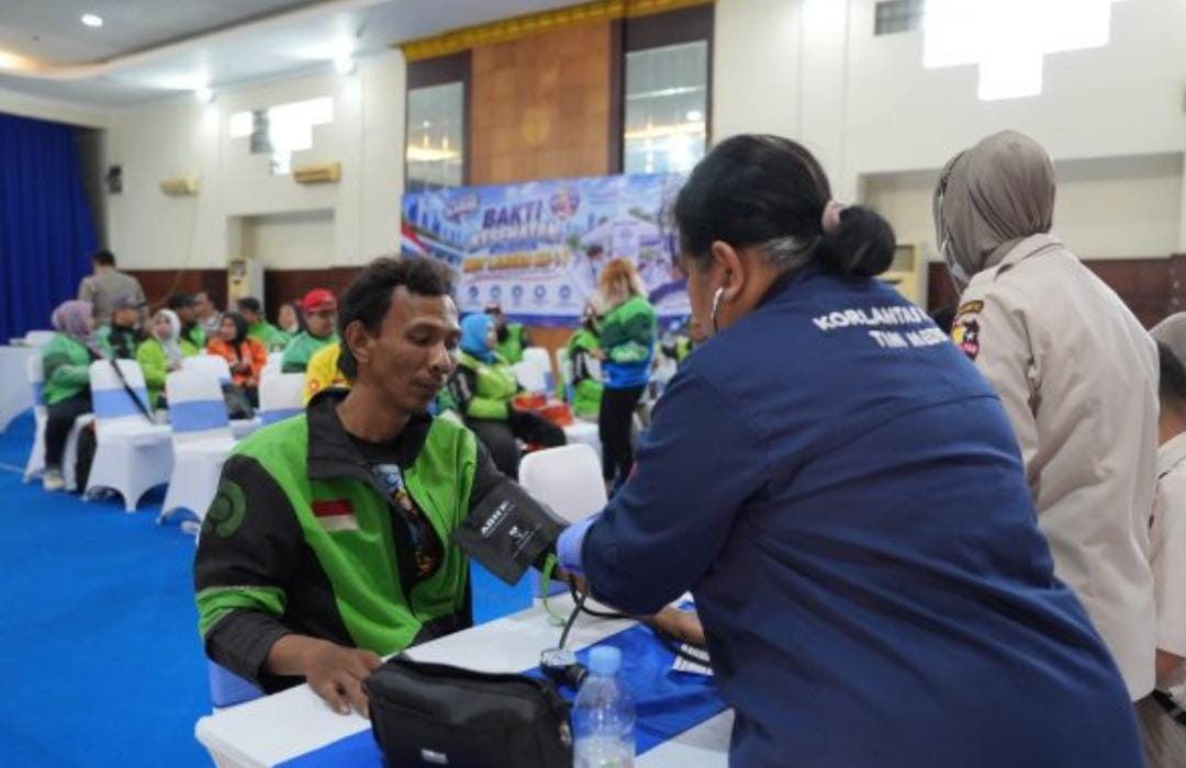 Jelang HUT ke-71 Lalu Lintas Bhayangkara, Korlantas Polri Gelar Cek Kesehatan Gratis untuk Ojol