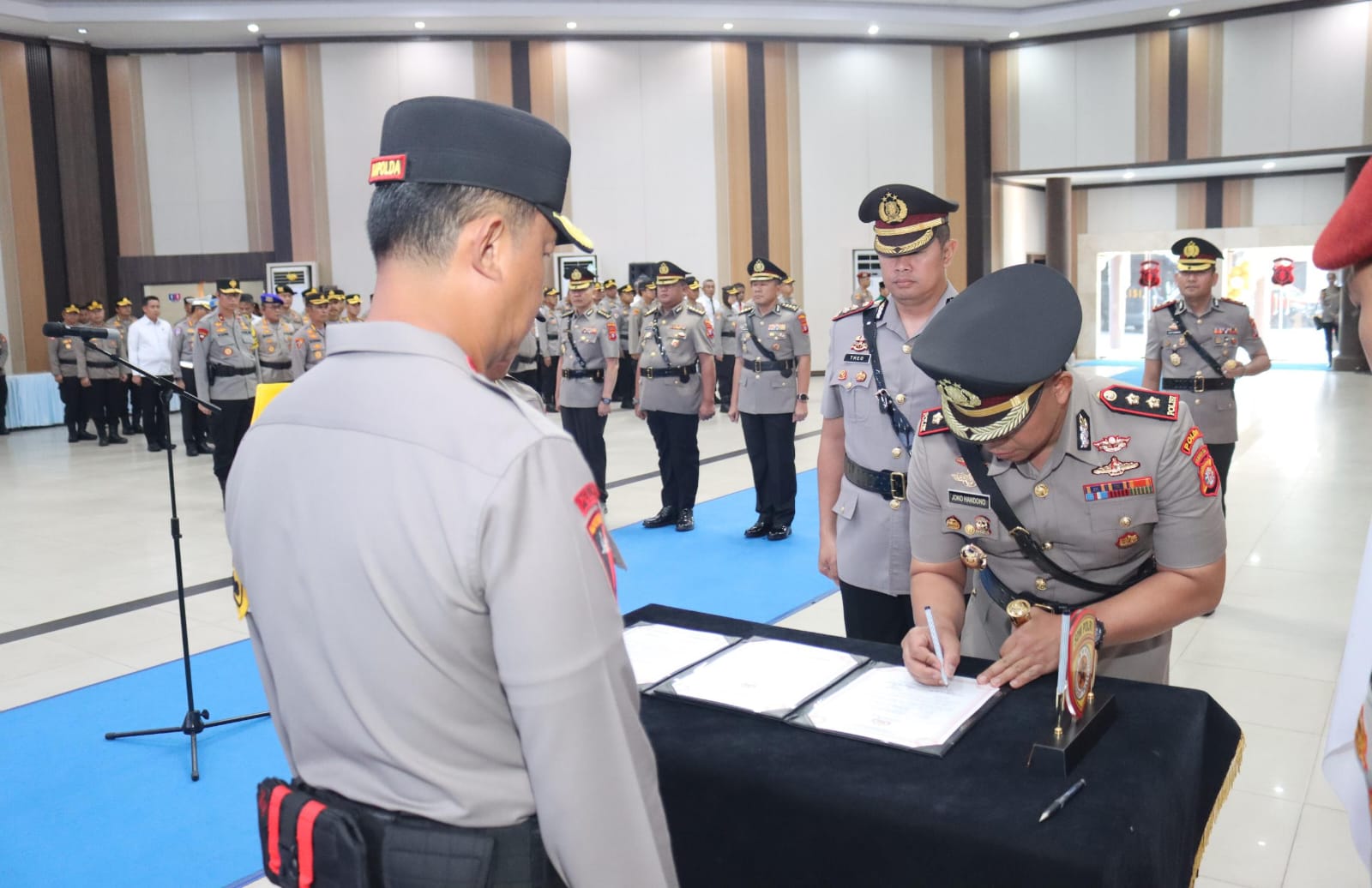 Kapolda Kalteng Pimpin Sertijab Irwasda, Karo SDM dan 2 Kapolres