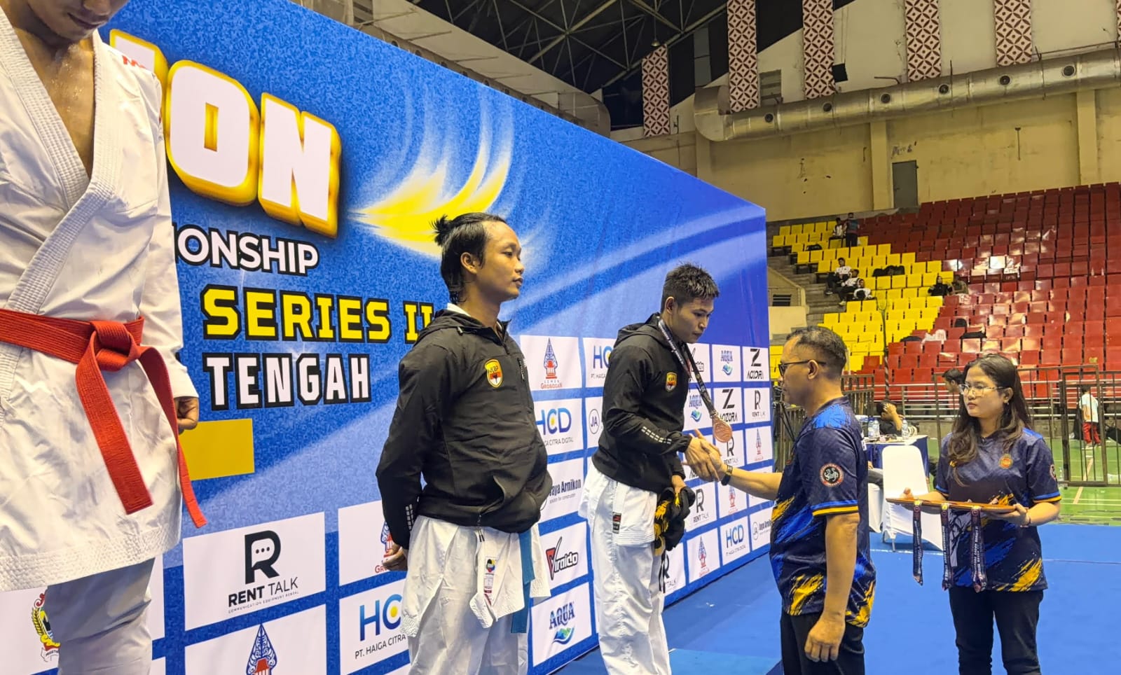 Tim Karate Polda Kalteng Borong Prestasi di Bhayangkara Eiger Series II Piala Gubernur Jateng 2026