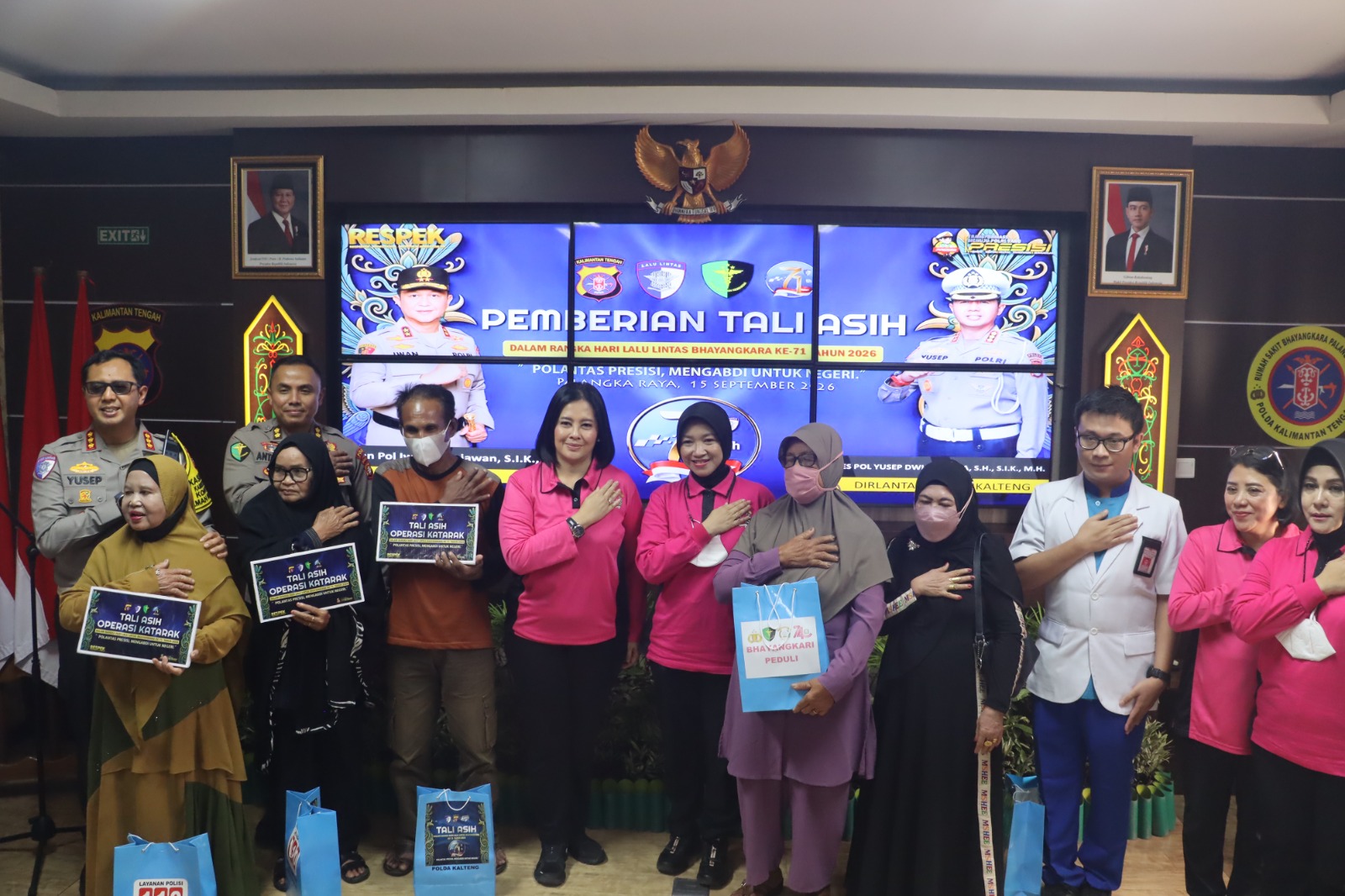Puluhan Masyarakat antusias ikuti Operasi Katarak Gratis yang digelar Ditlantas Polda Kalteng